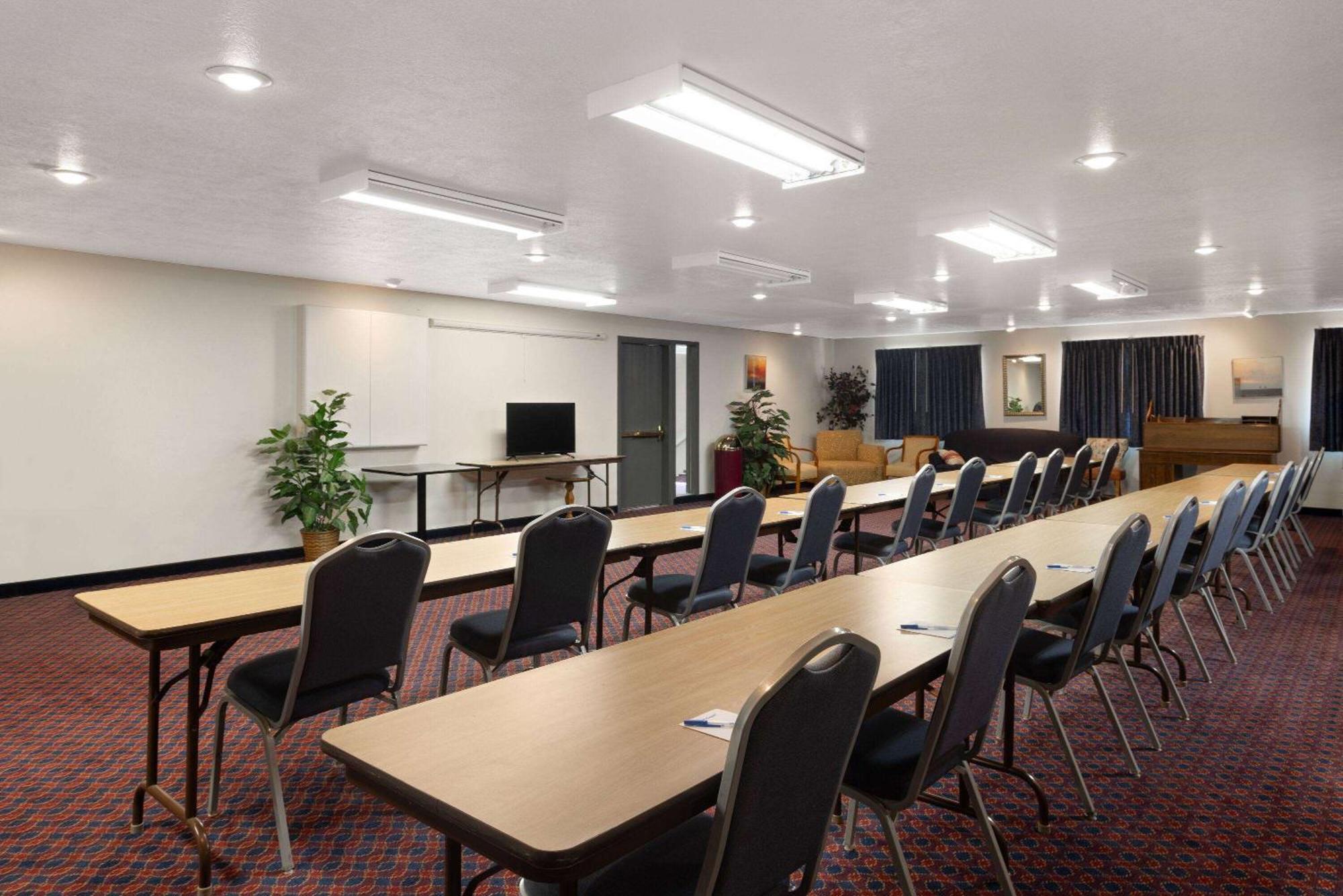 Days Inn By Wyndham Ritzville Buitenkant foto